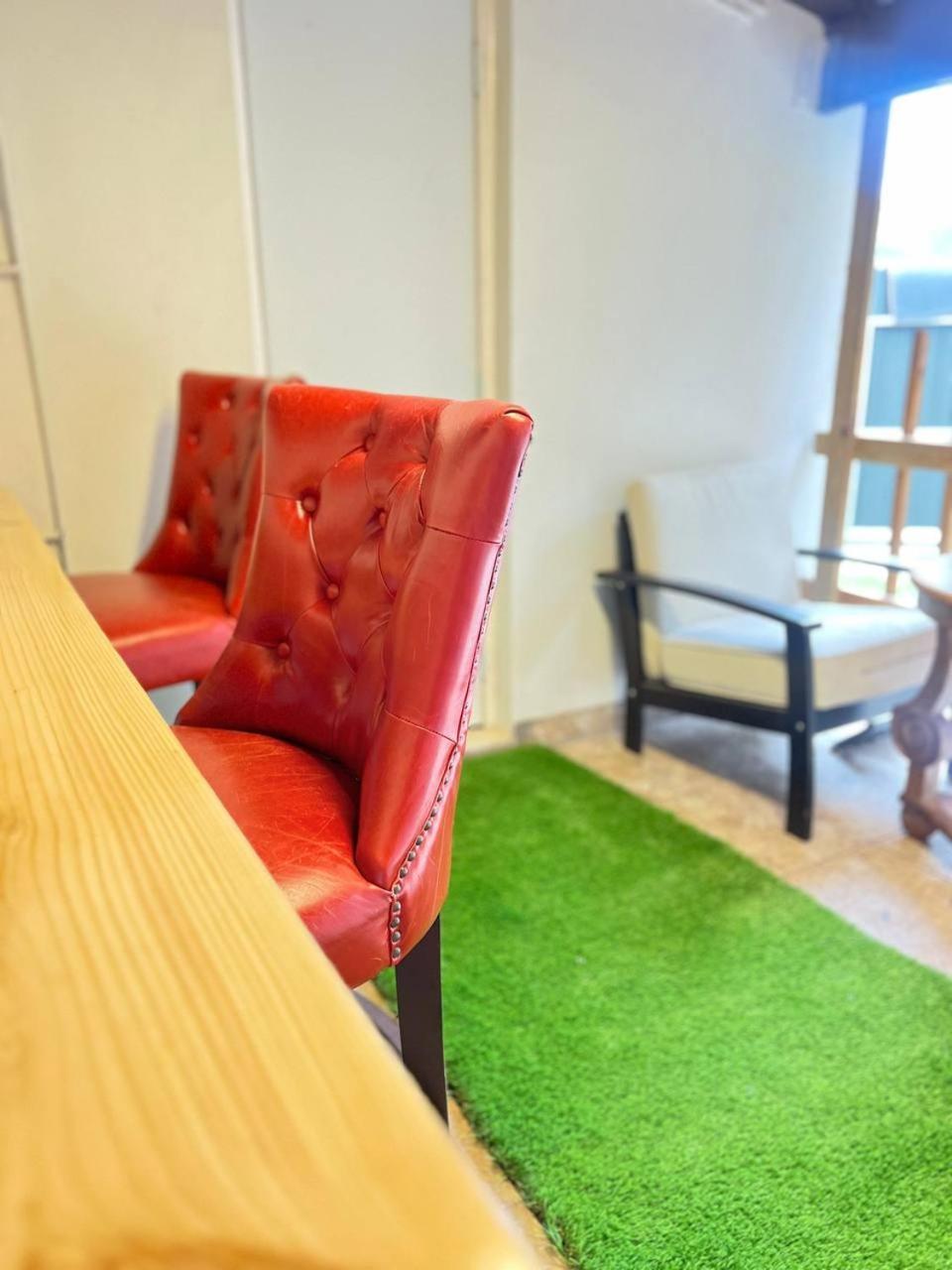 Work, Rest And Play: Wifi, Tv And Backyard Bliss Leilighet North Miami Beach Eksteriør bilde