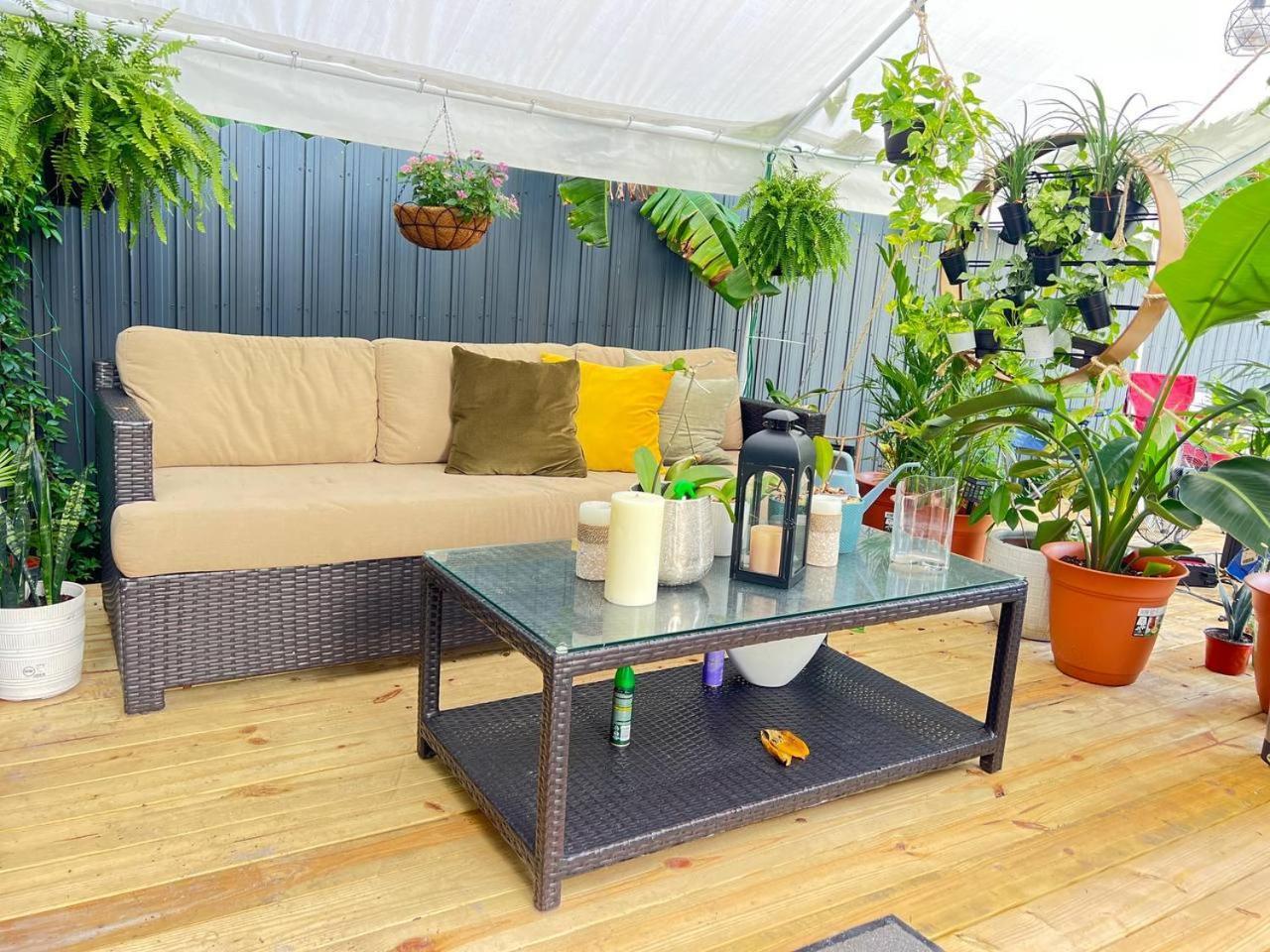 Work, Rest And Play: Wifi, Tv And Backyard Bliss Leilighet North Miami Beach Eksteriør bilde