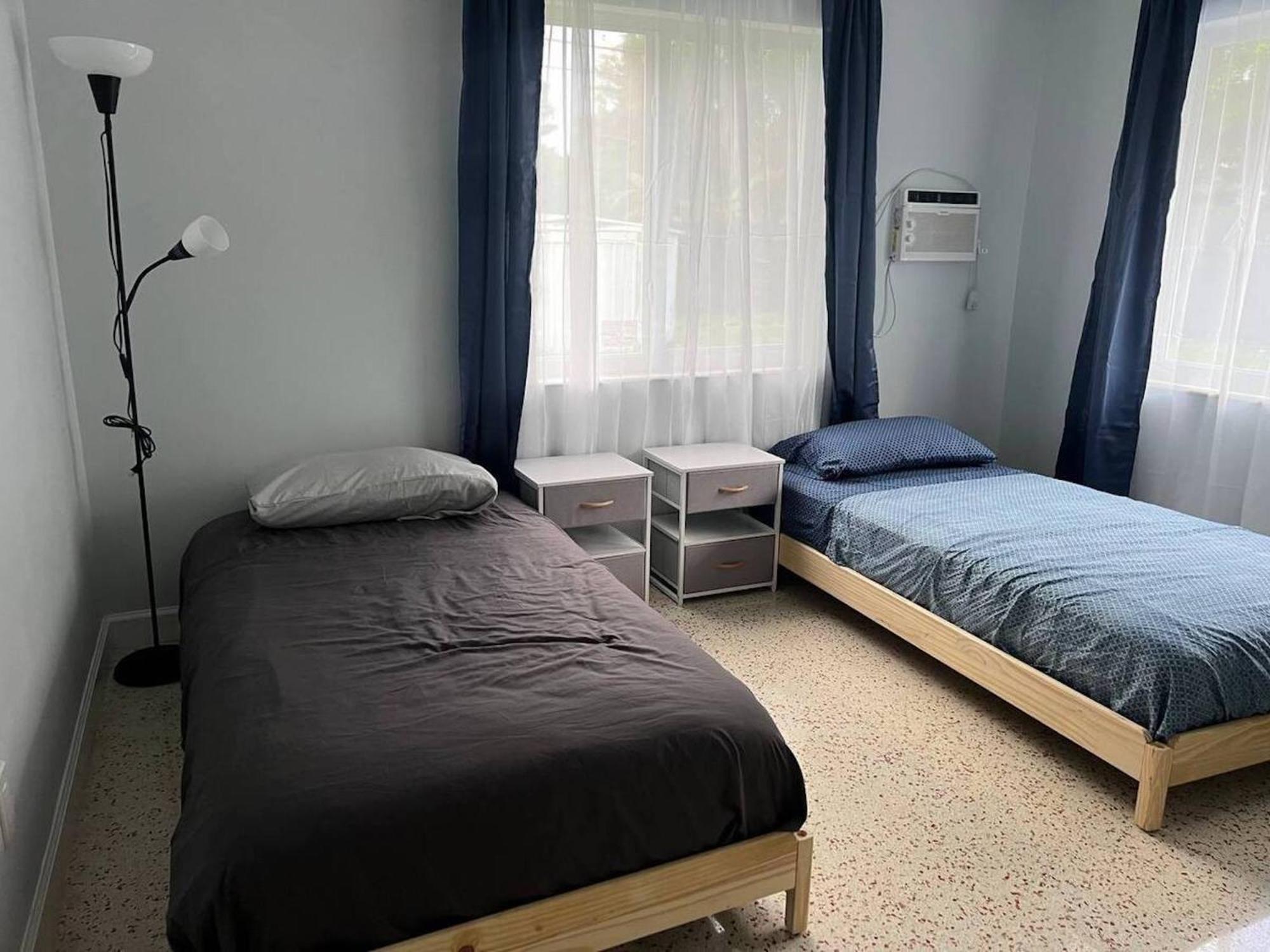 Work, Rest And Play: Wifi, Tv And Backyard Bliss Leilighet North Miami Beach Rom bilde